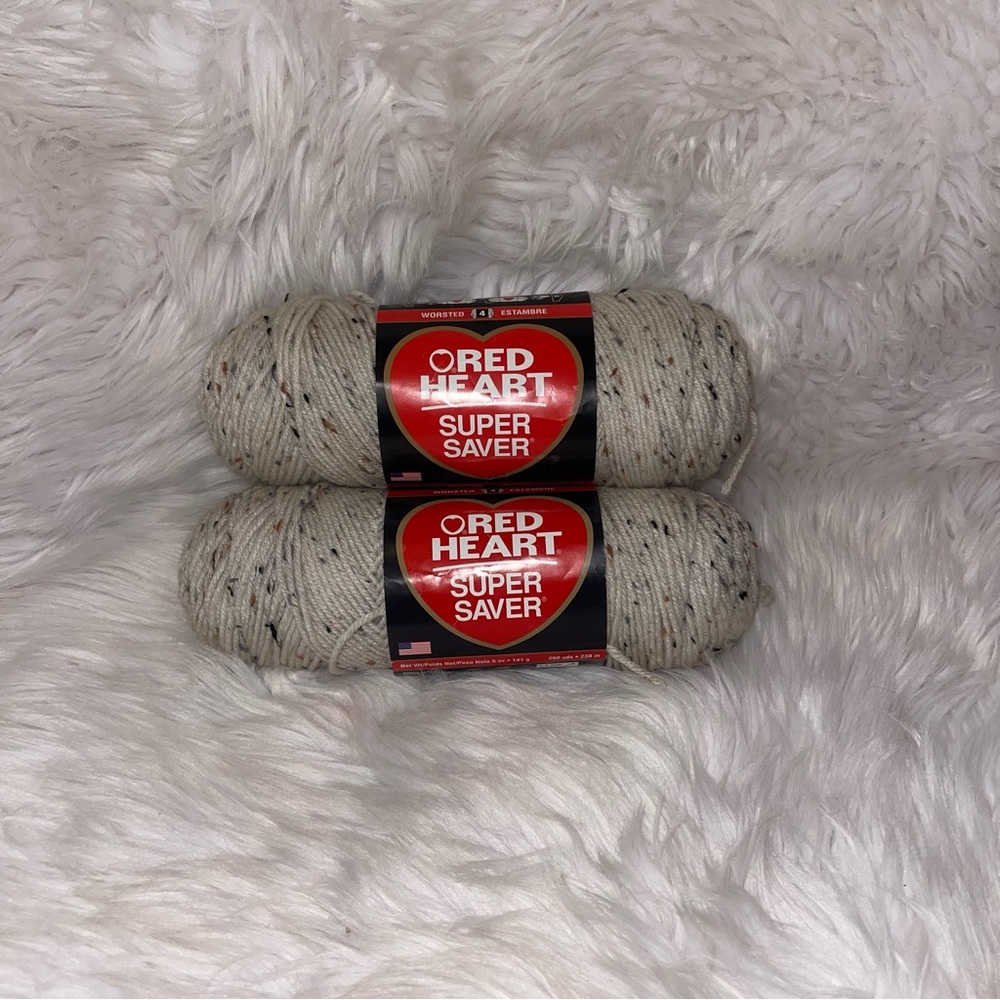 Red Heart Super Saver Fleck Yarn Aran Fleck 5 oz Skeins Lot of 2
